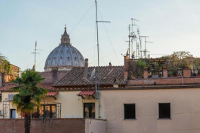 La Porta Rossa di Borgo - Vatican Luxury Suite